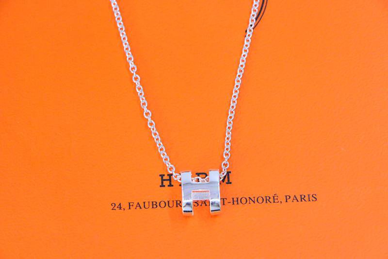 [Max Jewelry ]HM NECKLACE H LETTER OVAL SERIES