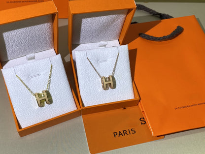 [Max Jewelry ]HM CLIC YELLOW ENAMEL GOLD NECKLACE
