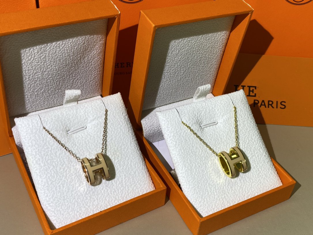 [Max Jewelry ]HM CLIC YELLOW ENAMEL GOLD NECKLACE