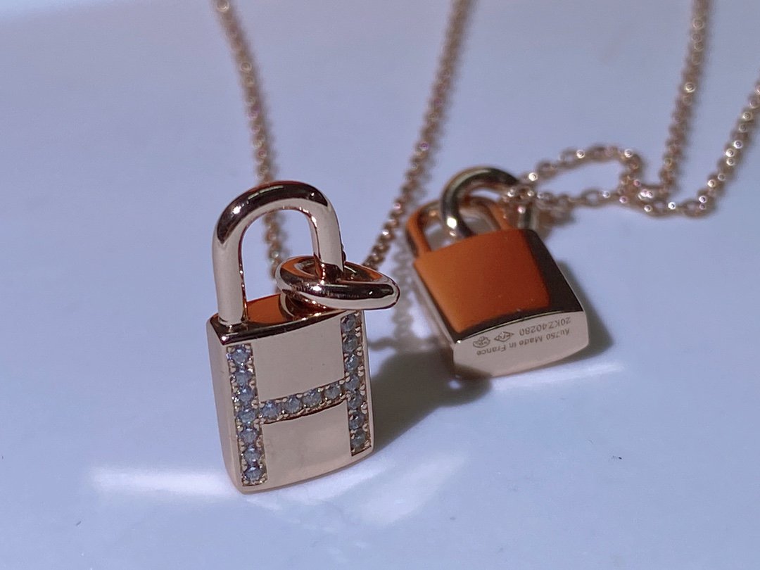 [Max Jewelry ]HM ADVANCED NICHE LOCK HEAD NECKLACE DIAMONDS