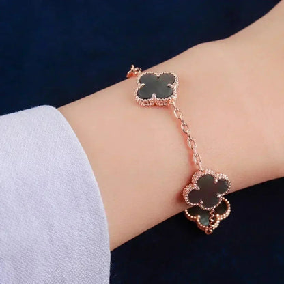 [Max Jewelry ] CLOVER 5 MOTIF GRAY MOP BRACELET COLLECTION