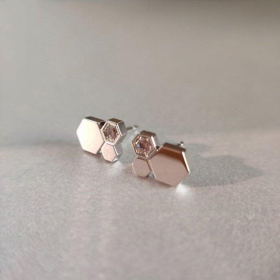 [Max Jewelry ]BEE LOVE SILVER DIAMOND EARRINGS