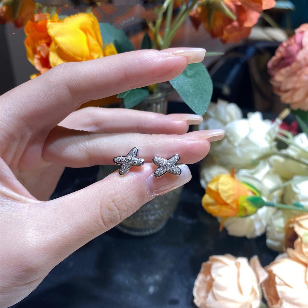 [Max Jewelry ]JEUX DE SILVER DIAMOND EARRINGS