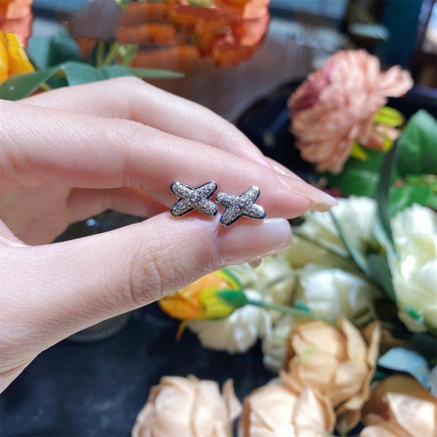 [Max Jewelry ]JEUX DE SILVER DIAMOND EARRINGS