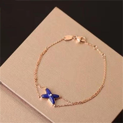 [Max Jewelry ]Hollow Design Four-Leaf Clover Flower Shape Bracelet
