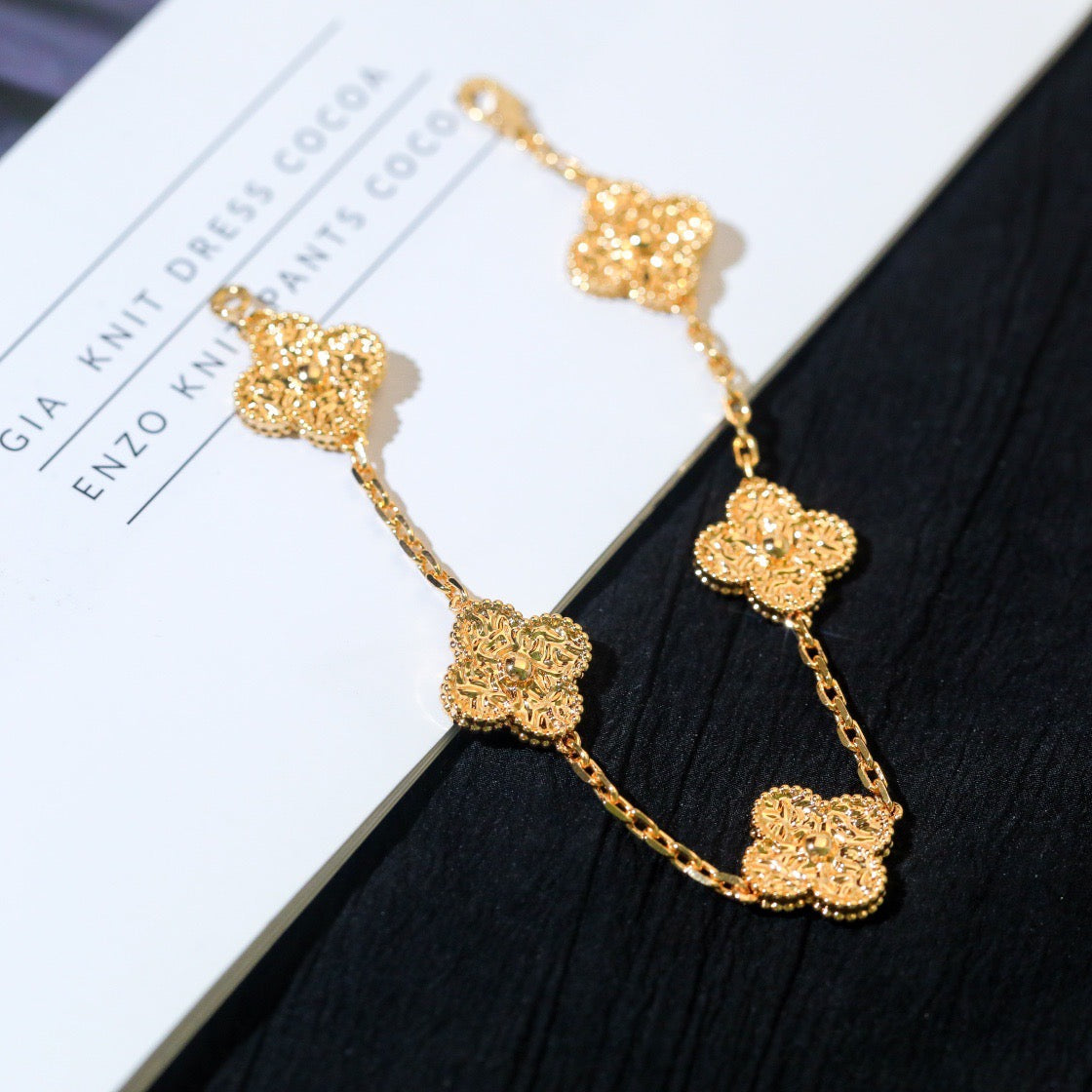 [Plus&Max]LUCKY CLOVER 5-MOTIF BRACELET - BRONZING