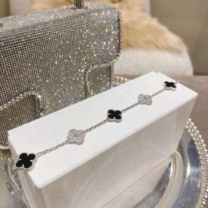 [Max Jewelry ] CLOVER 5 MOTIF ONYXS BRACELET COLLECTION
