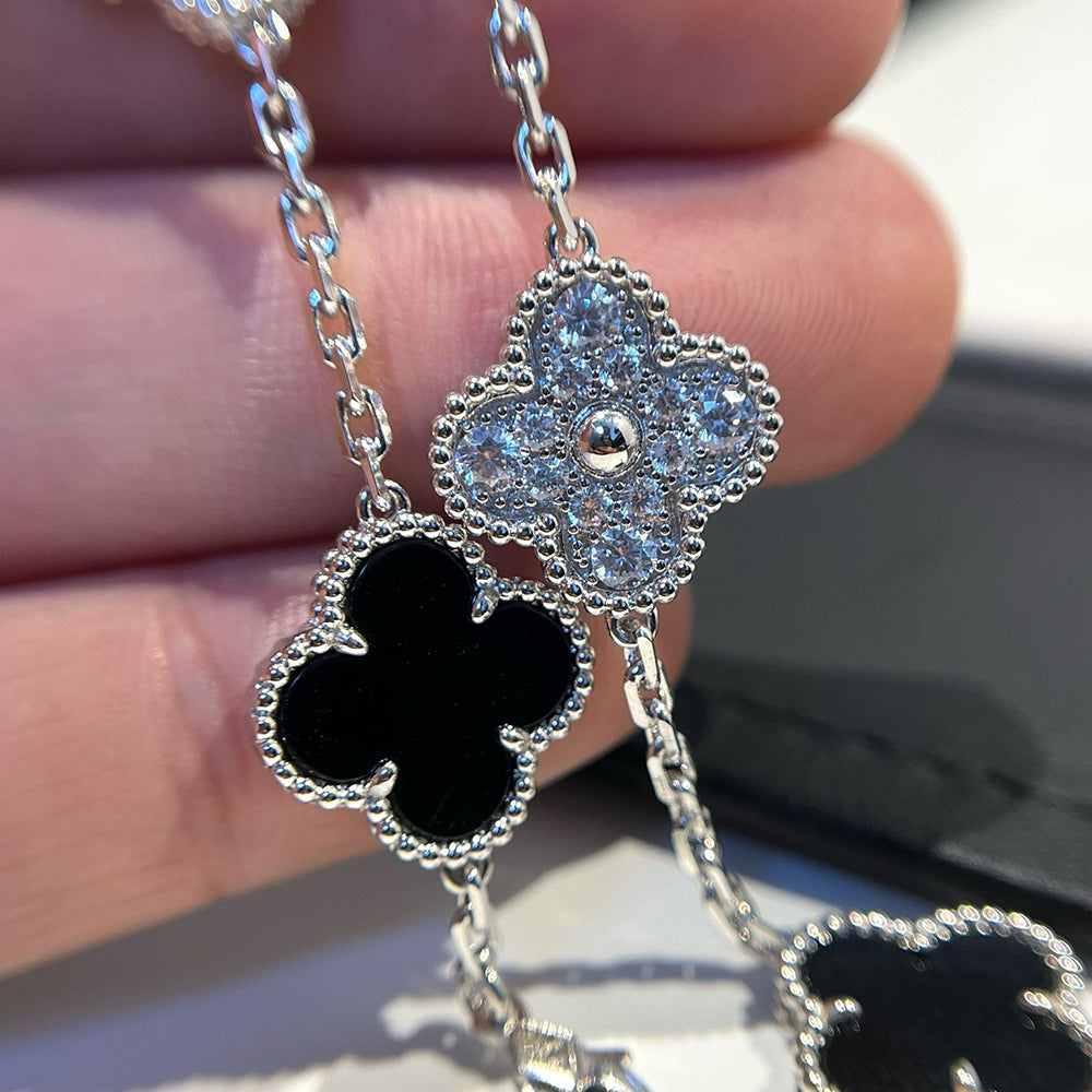 [Max Jewelry ] CLOVER 5 MOTIF ONYXS BRACELET COLLECTION