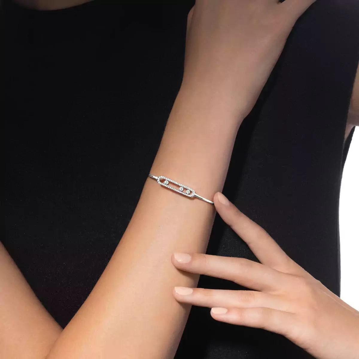 [Max Jewelry]Move Pavé Diamond Bangle Bracelet M