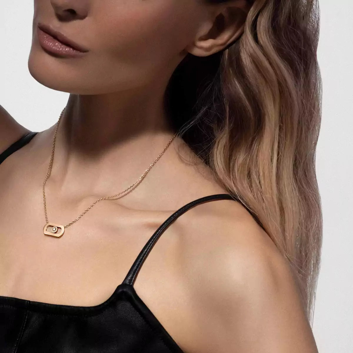 [Max Jewelry]So Move Diamond Necklace in Gold