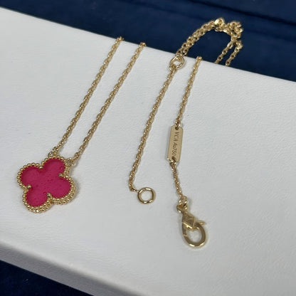 [Max Jewelry] NEW CLOVER 15MM PINK ENAMEL NECKLACE