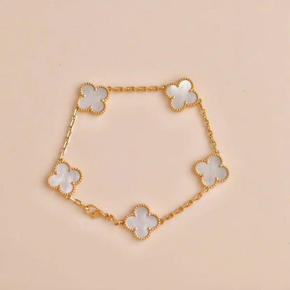 [Max Jewelry ]CLOVER WHITE PEARL MOP 5 MOTIF BRACELET COLLECTION