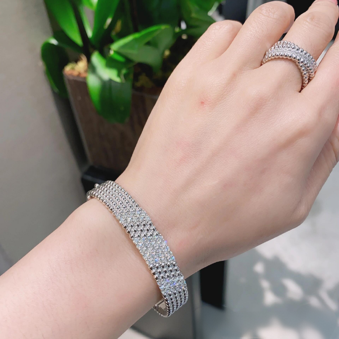 [Max Jewelry]  FIVE-ROW DIAMOND BRACELET