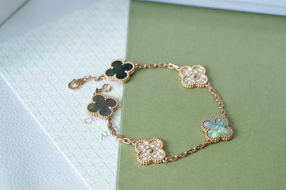 [Max Jewelry ] CLOVER 5 MOTIF GRAY MOP BRACELET COLLECTION