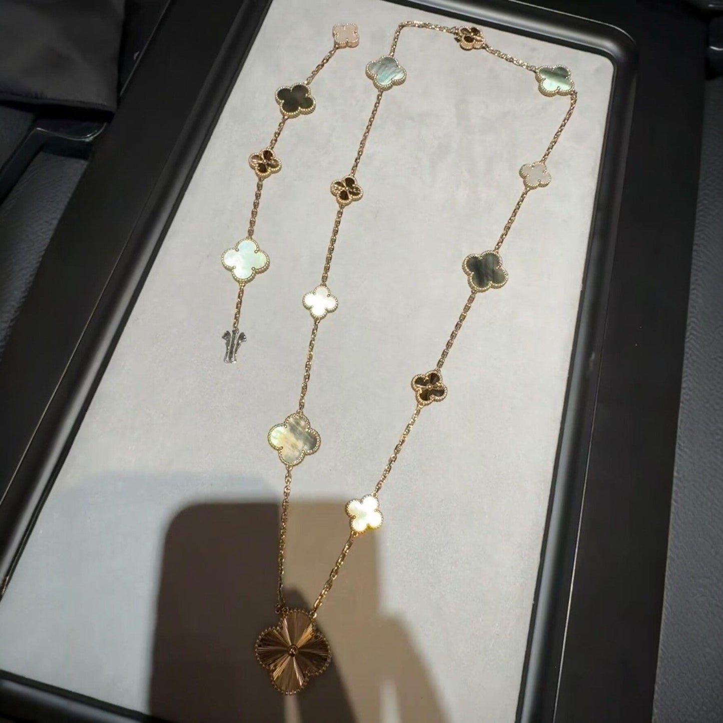 [Max Jewelry ]DETACHABLE CLOVER 15(11+4) FLOWER ROSE GOLD NECKLACE SET