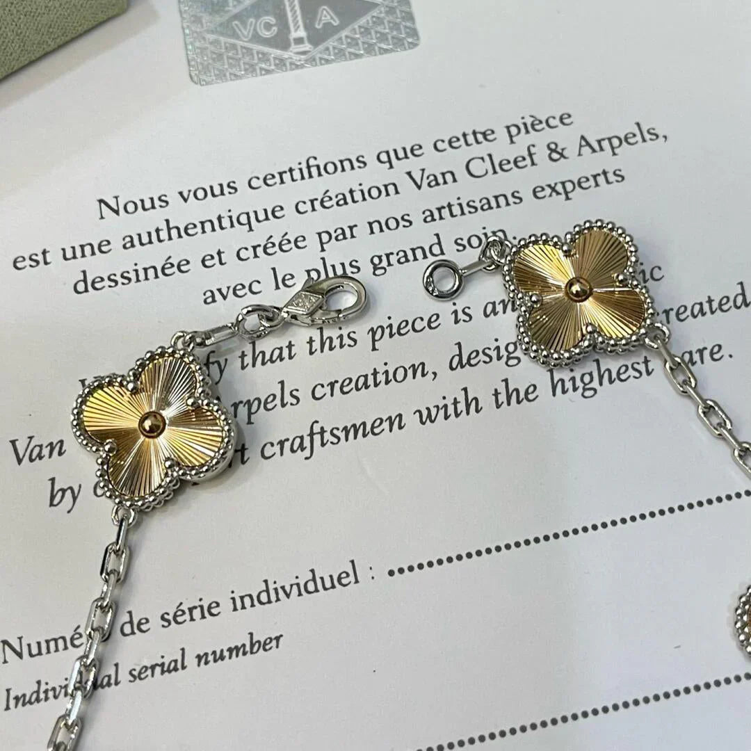 [Max Jewelry ] CLOVER 5 MOTIF LASER BRACELET COLLECTION