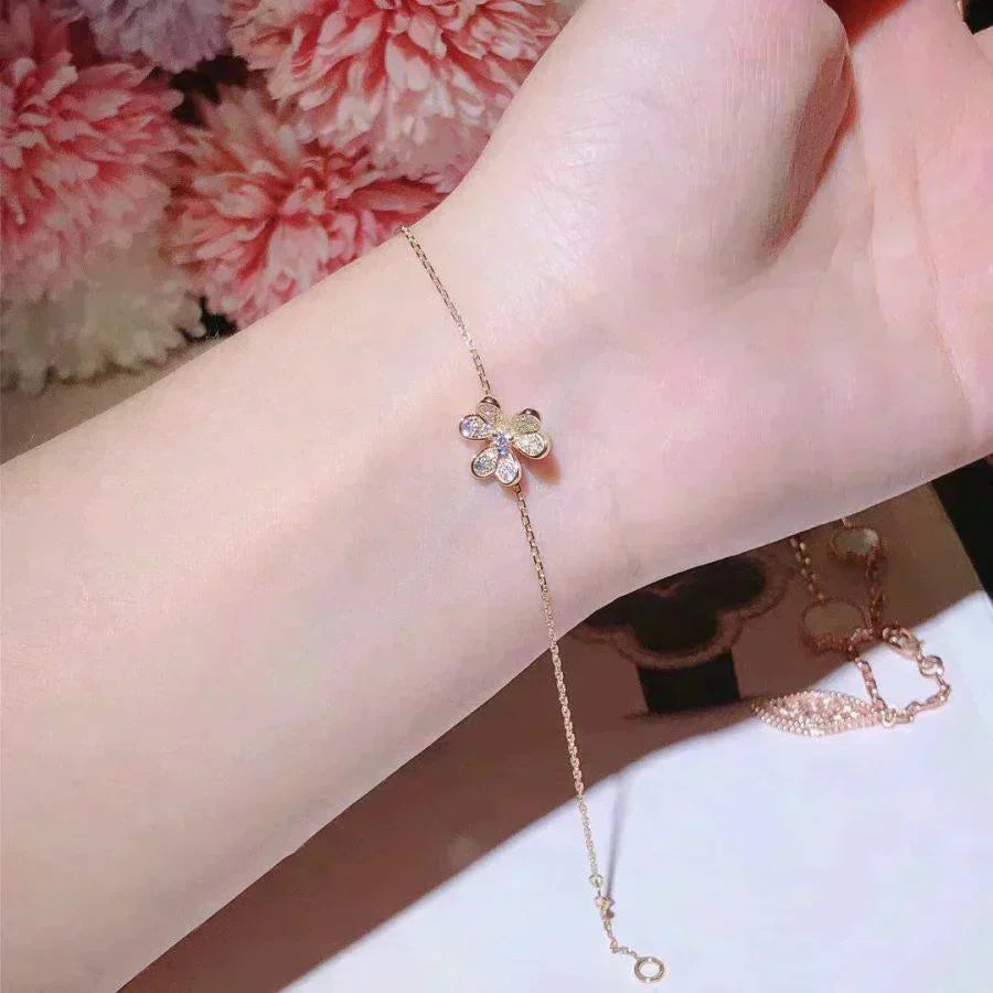 [Max Jewelry ]FRIVOLE GOLD FLOWER DIAMOND BRACELET