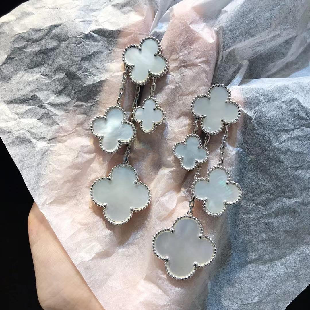 [Max Jewelry ]CLOVER EARRINGS WHITE MOP 4 MOTIFS SILVER