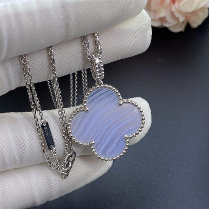 [Max Jewelry ]CLOVER SILVER CHALCEDONY BIG CLOVER NECKLACE