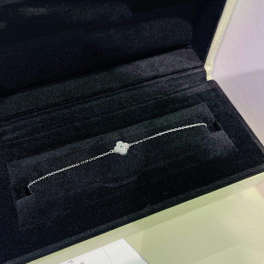 [Max Jewelry ]CLOVER  SINGLE FLOWER BRACELET SILVER