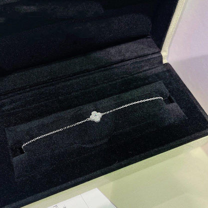 [Max Jewelry ]CLOVER  SINGLE FLOWER BRACELET SILVER