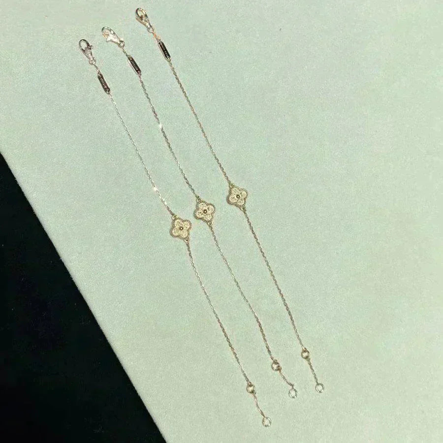 [Max Jewelry ]CLOVER SINGLE FLOWER BRACELET