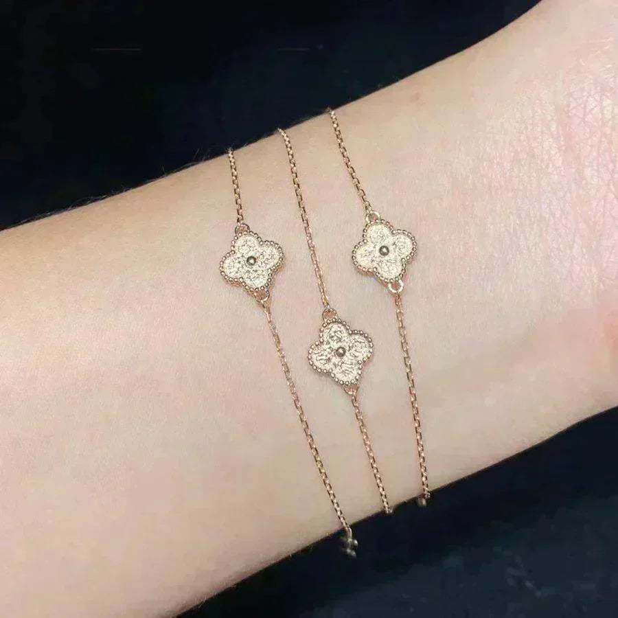 [Max Jewelry ]CLOVER SINGLE FLOWER BRACELET
