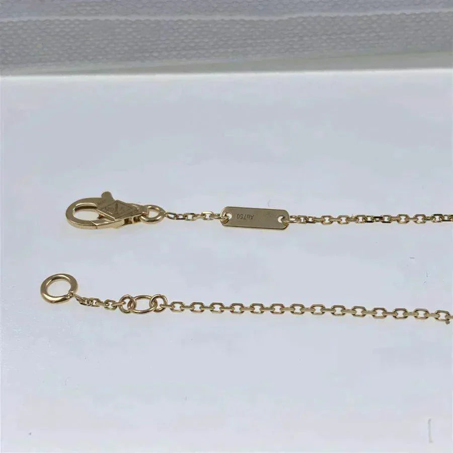 [Max Jewelry ]CLOVER  CARNELIAN SINGLE FLOWER BRACELET
