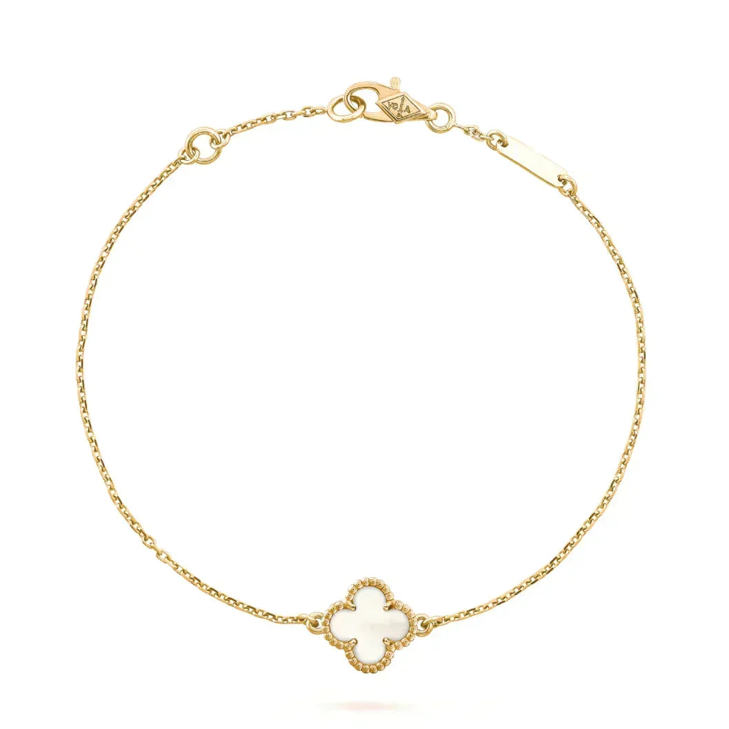 [Plus&Max]CLOVER WHITE MOP SINGLE FLOWER BRACELET