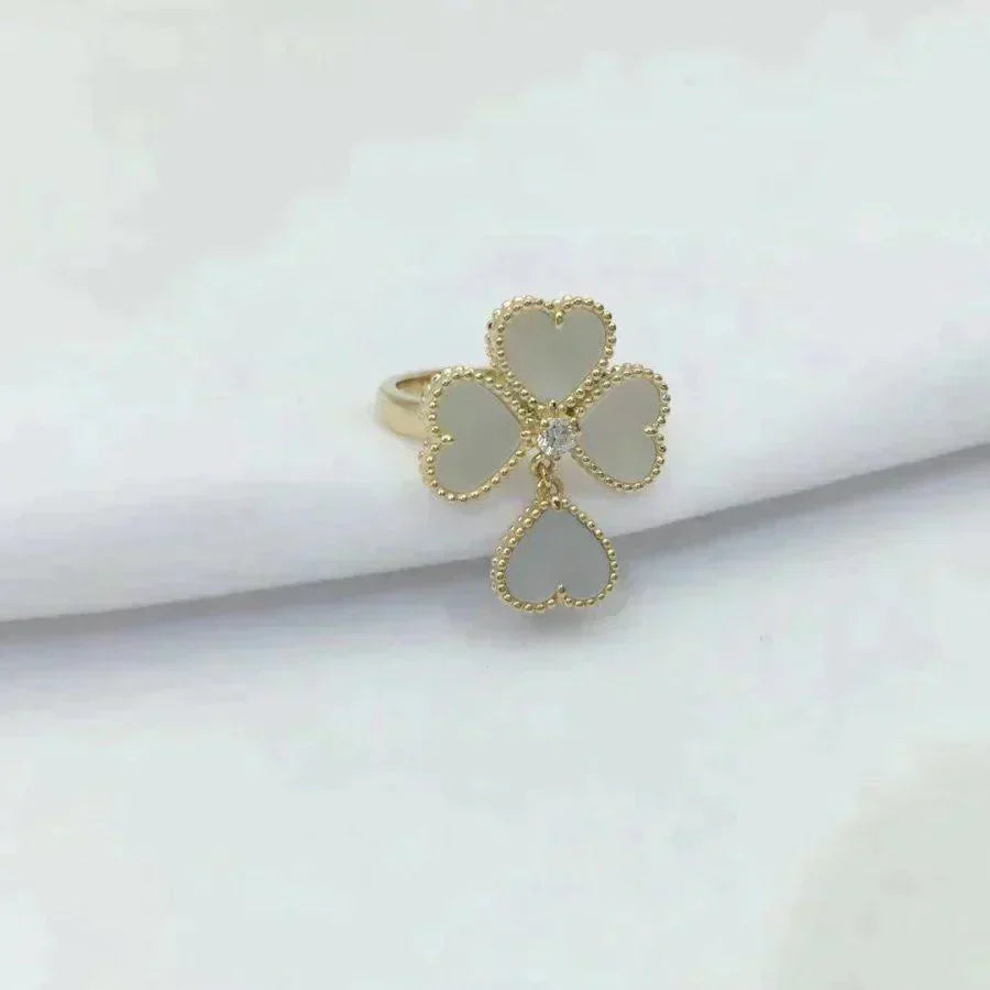 [Max Jewelry ]SWEET CLOVER WHITE MOP RING
