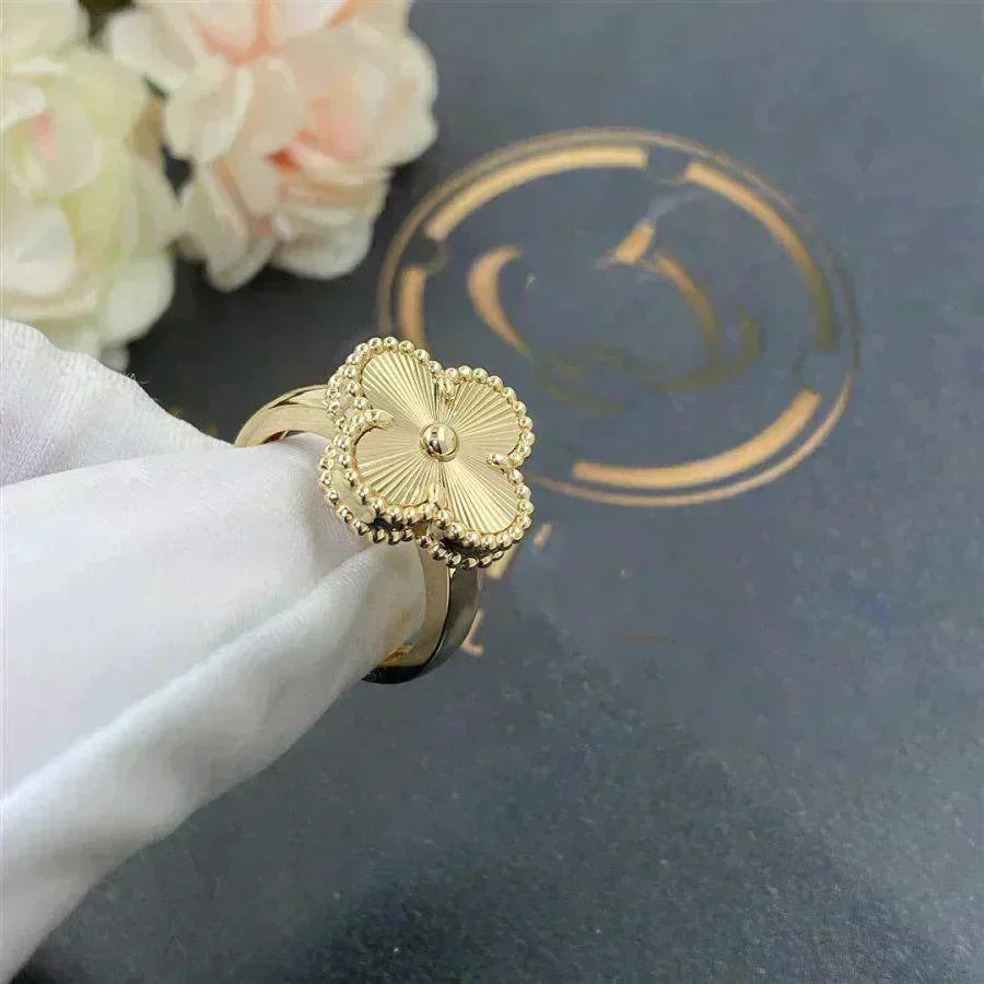 [Max Jewelry ]CLOVER GOLD RING
