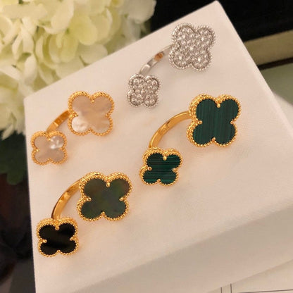 [Max Jewelry ]CLOVER BETWEEN THE FINGER RING
