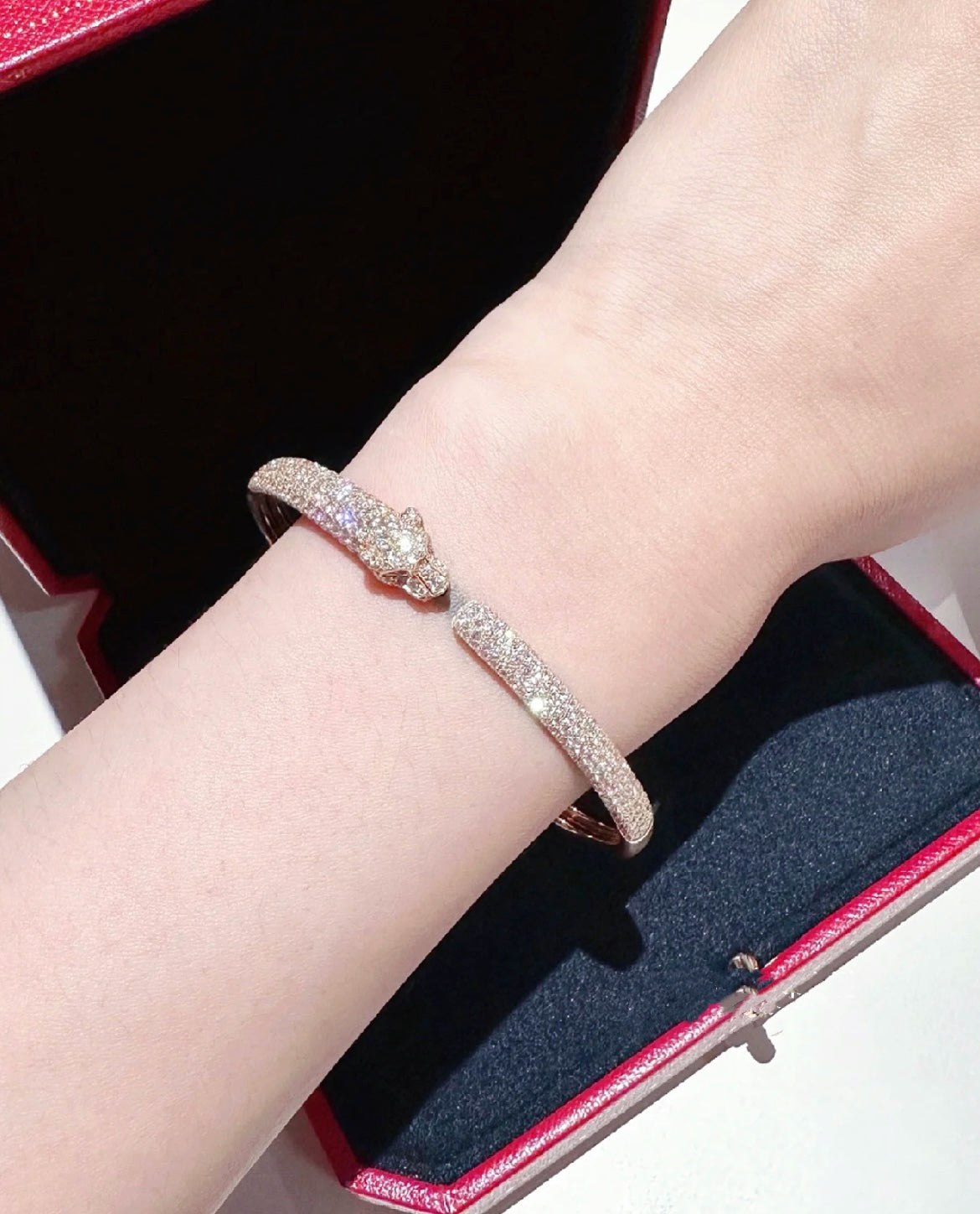 [Max Jewelry ]PANTHERE FULL DIAMOND OPEN BRACELET