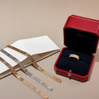 [Plus&Max]LOVE UNLIMITED BRACELET, DIAMONDS