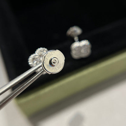 [Max Jewelry ]CLOVER MINI DIAMOND STUD EARRINGS